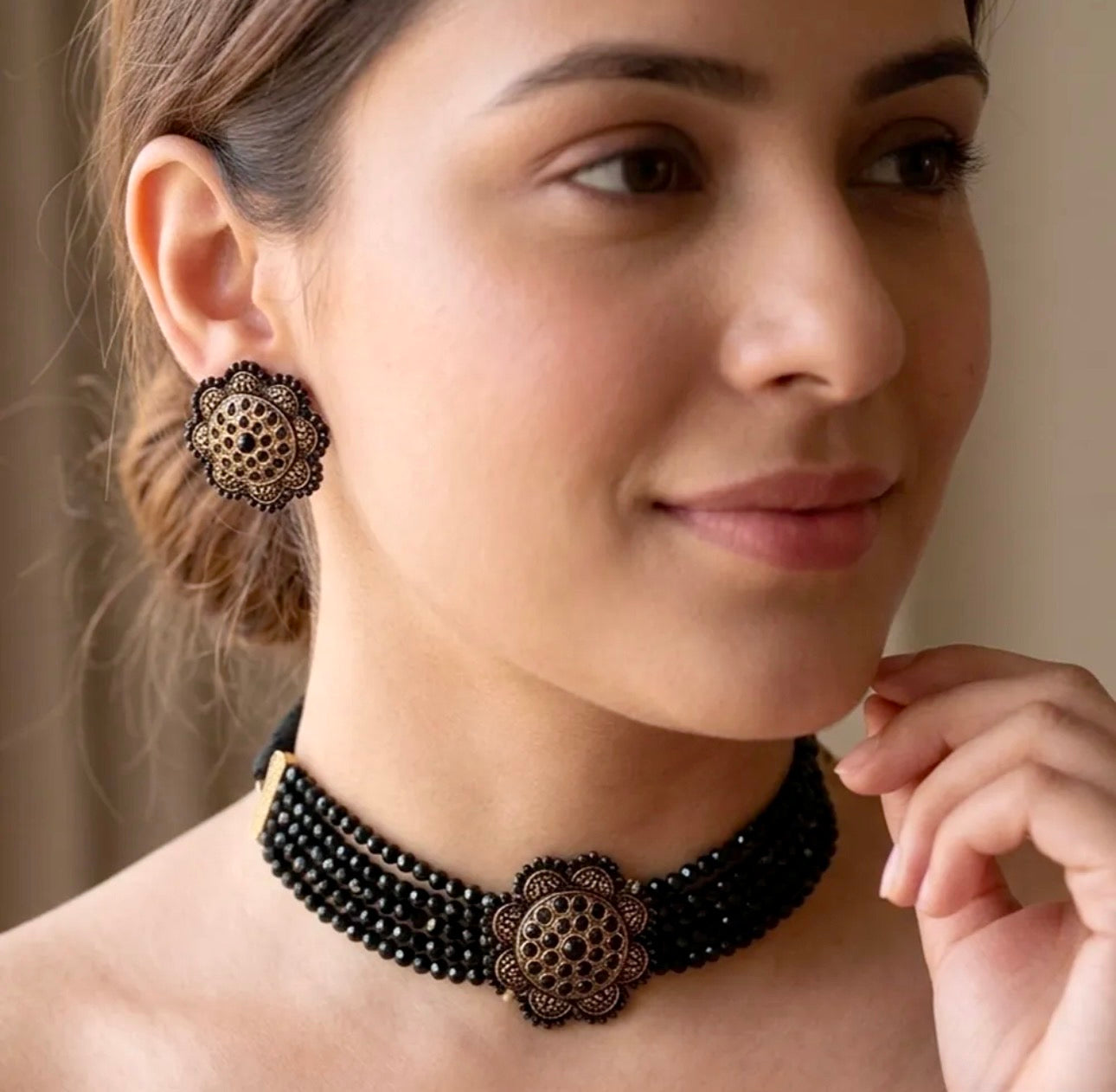 Midnight Dahlia Bead Choker Set