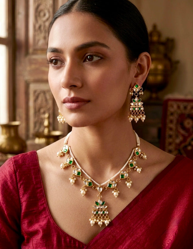 Blossom White Festive Necklace Set