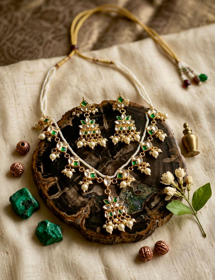 Blossom White Festive Necklace Set