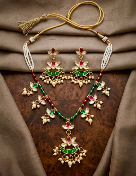 Emerald Blossom Festive Necklace Set