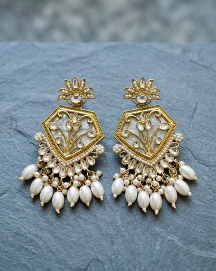 Ivory Blossom Sheild Earing
