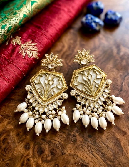 Ivory Blossom Sheild Earing