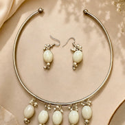 Silver-Plated Pearl Droplet Hasli Necklace Set