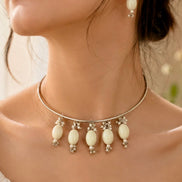 Silver-Plated Pearl Droplet Hasli Necklace Set