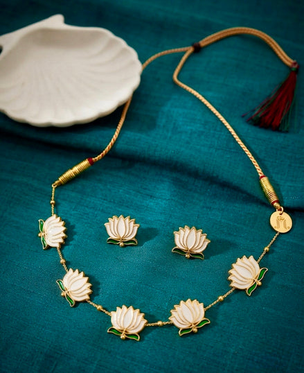 Padmini Choker Set