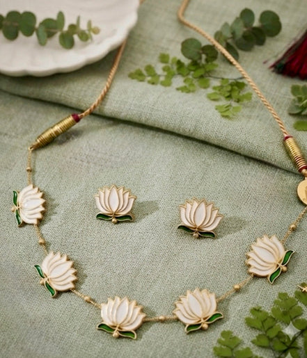 Padmini Choker Set