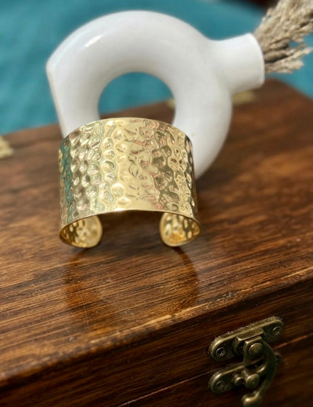 Sunlit Cuff