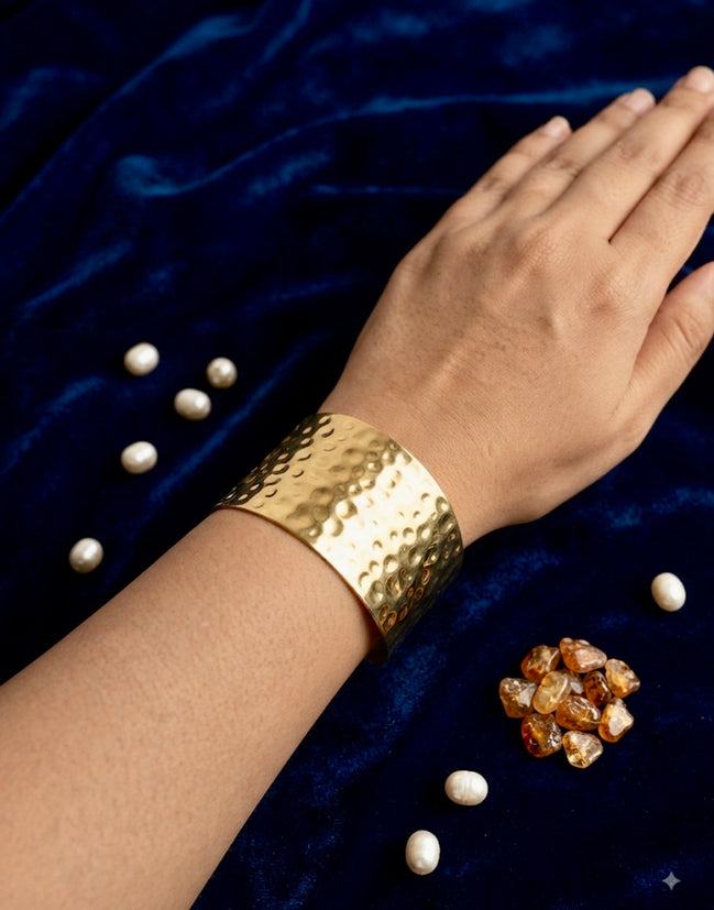 Sunlit Cuff