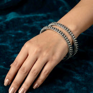 Zenia Ribbed Oxidised kada (Set Of 2)