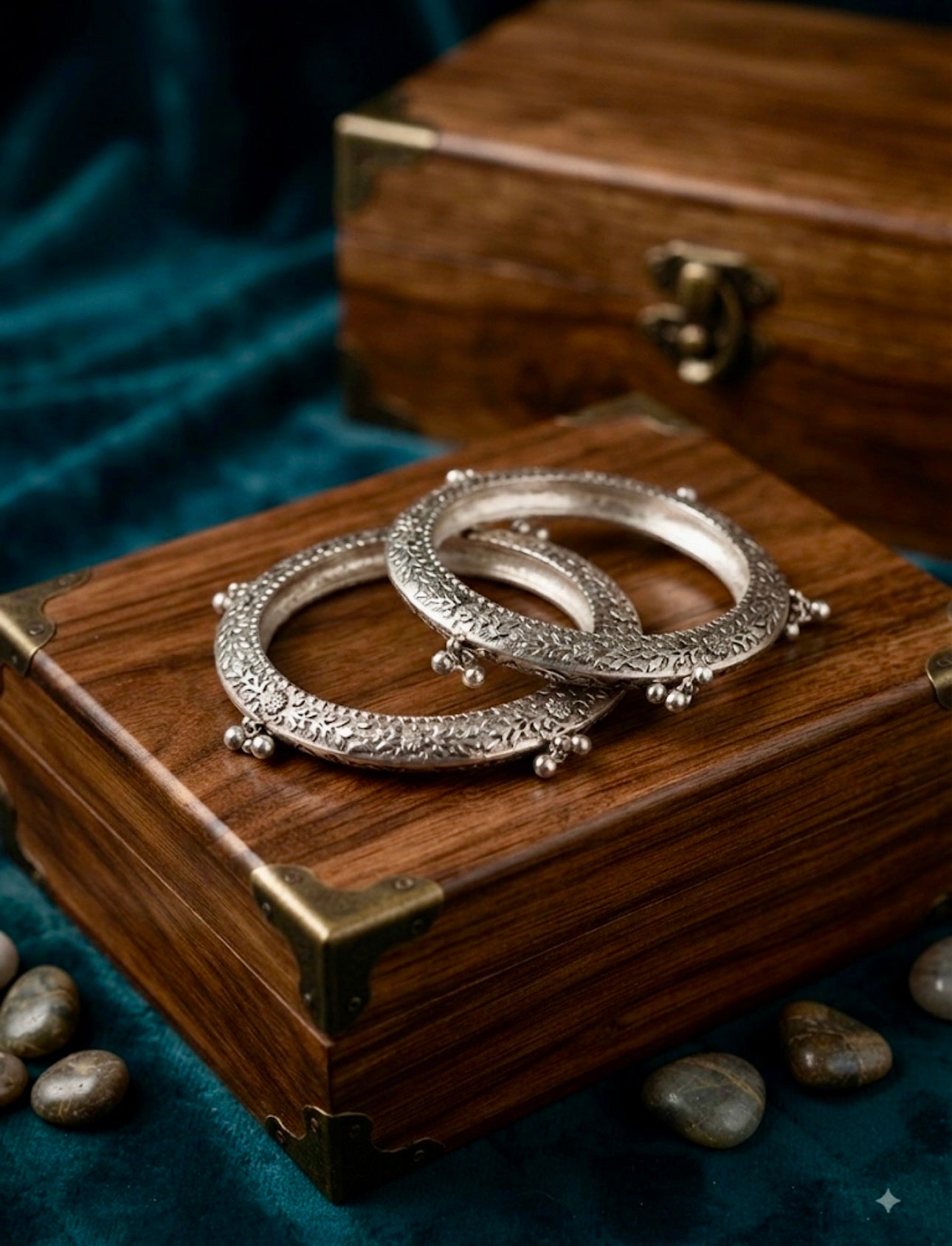 Vrinda Ghungroo Oxidised kada