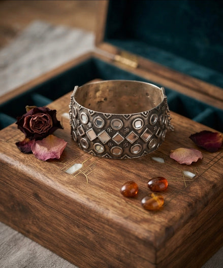 Zoya Mirror-Work Silver Cuff