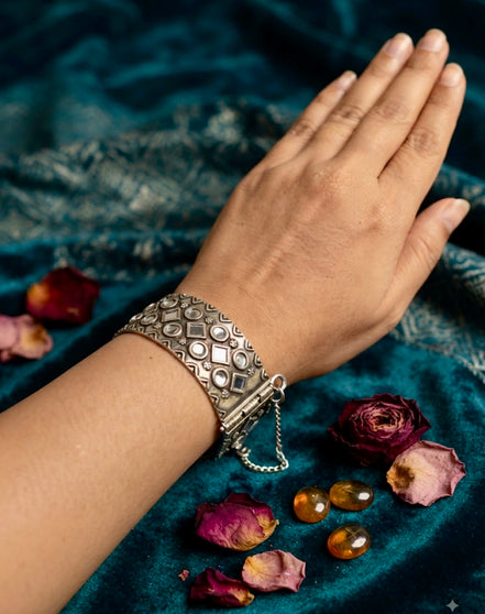 Zoya Mirror-Work Silver Cuff