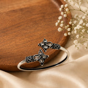 '' Vintage ''  Cuff