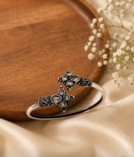 '' Vintage ''  Cuff