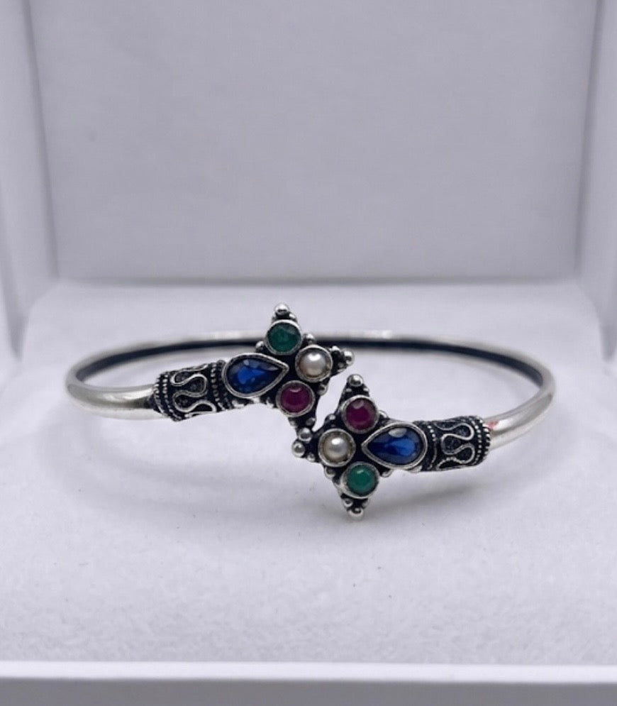 '' Vintage ''  Cuff