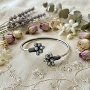 '' Gulbano '' Indie Cuff