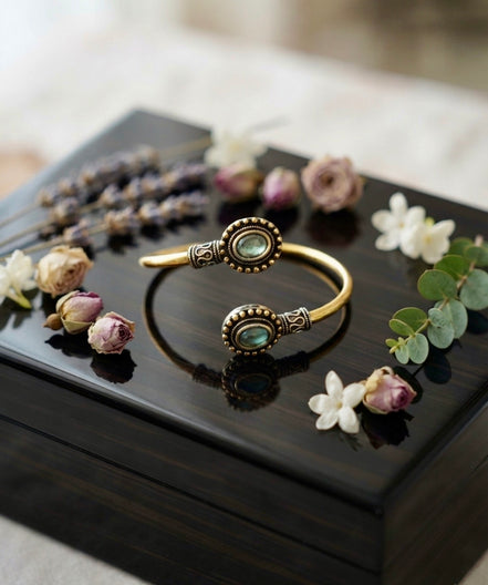 "Meera" Golden Cuff