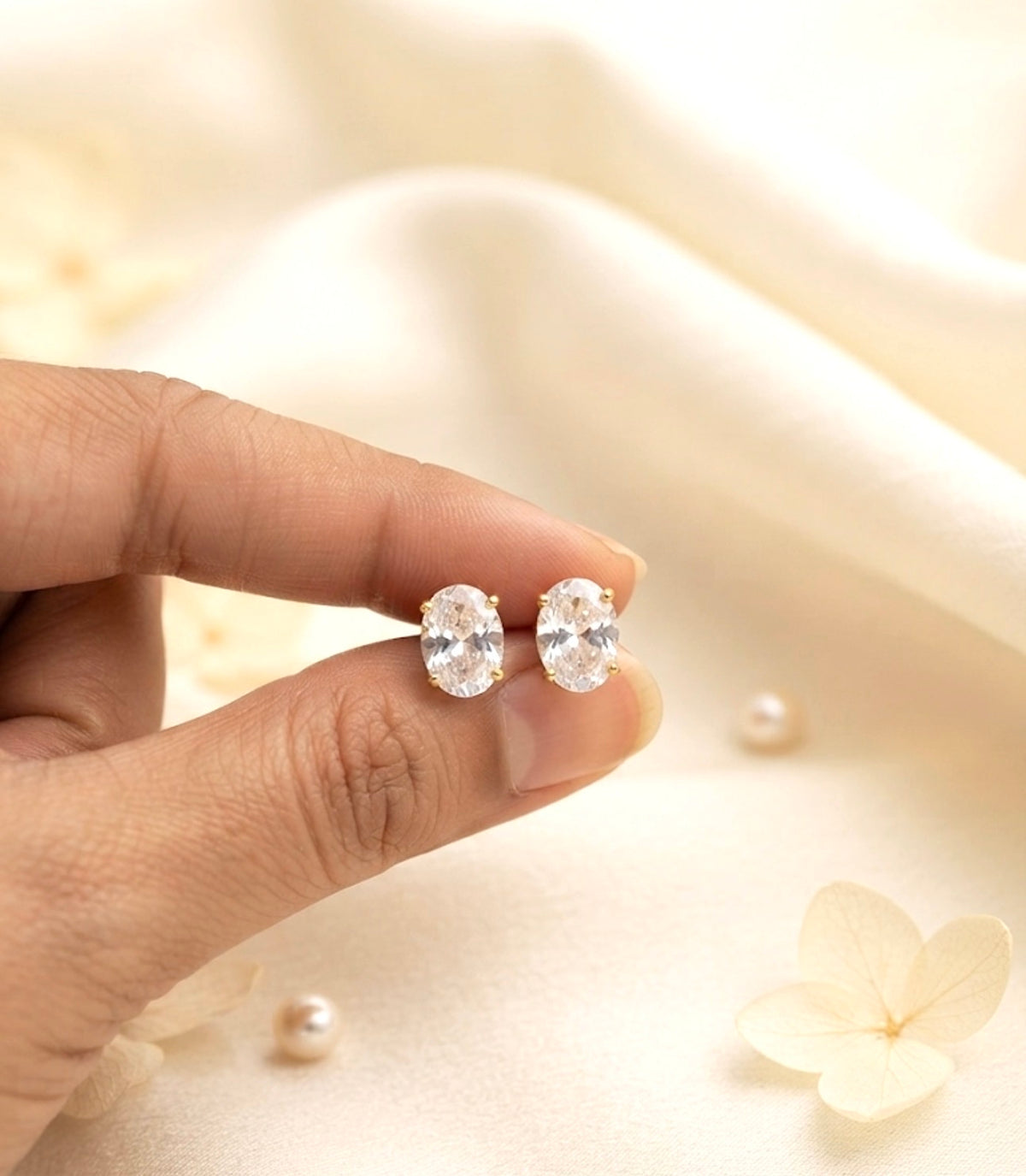 Aura Oval Studs