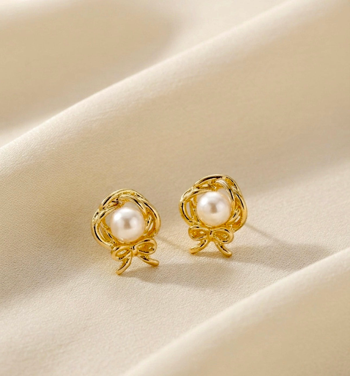Darling Bow Studs