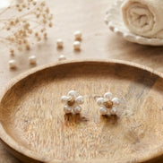 Pearl Daisy Studs