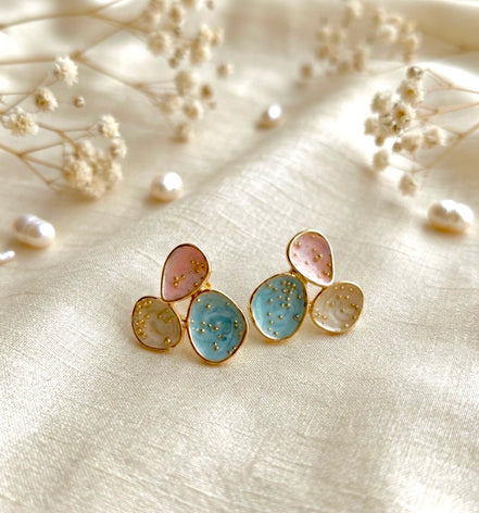 Pebble Studs