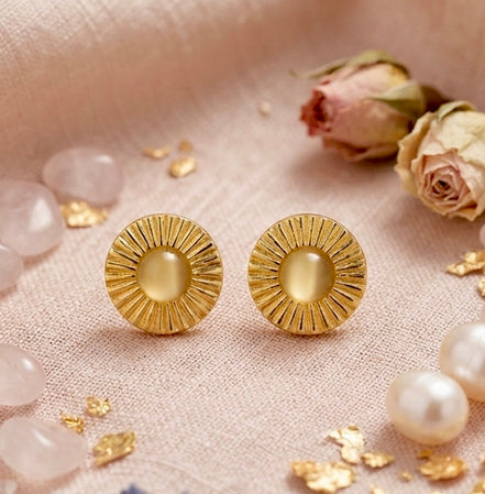 Soi Small Studs