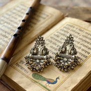 Lovebird Nest Drops