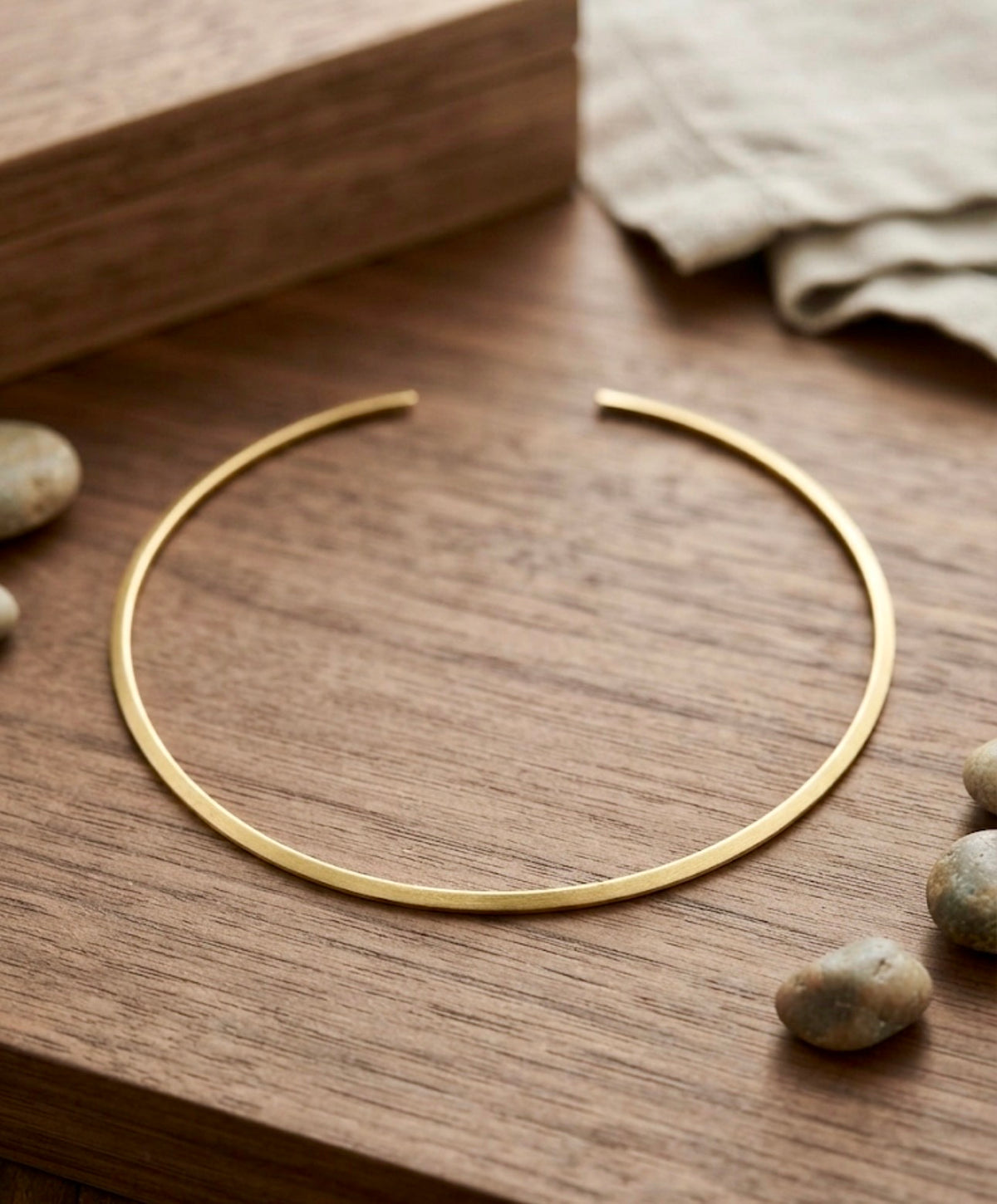 Plain Brass Hasli