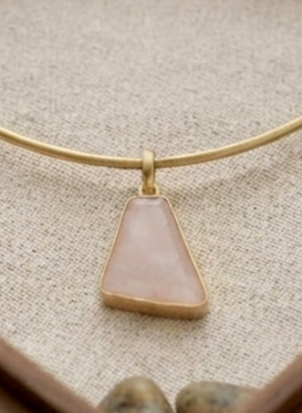 Sweetheart Collar