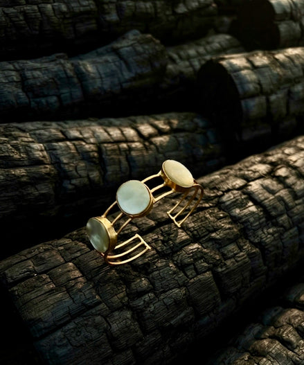 Luna Cuff