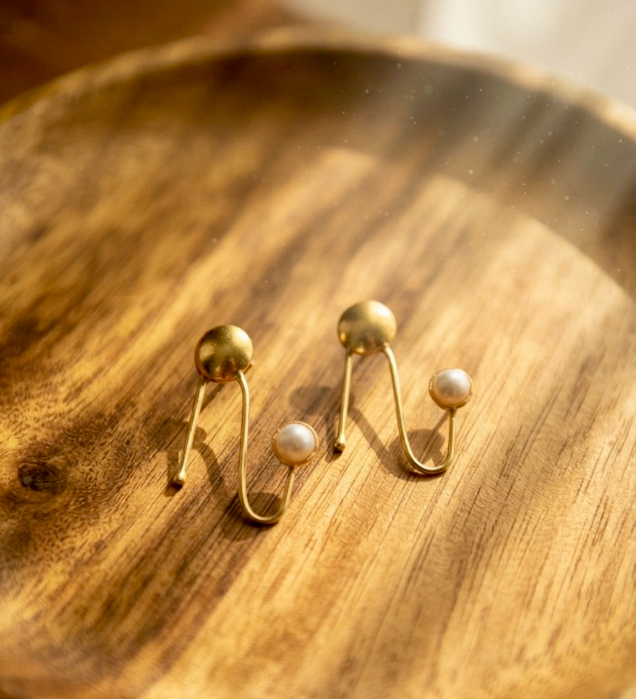 Dewdrop Arc Earrings