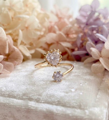 Sweetheart Orbit Ring