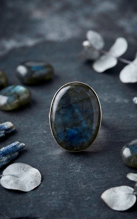 Midnight blue Ring