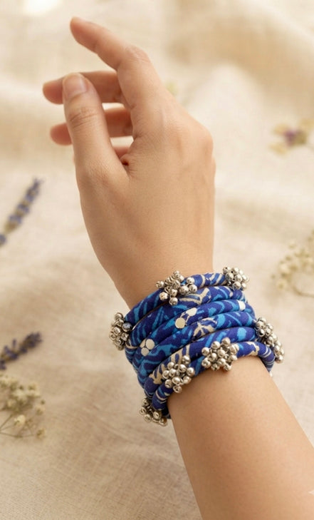 Ghunghroo Bandhani Bangle