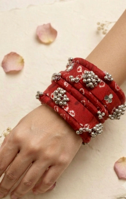 Ghunghroo Bandhani Bangle