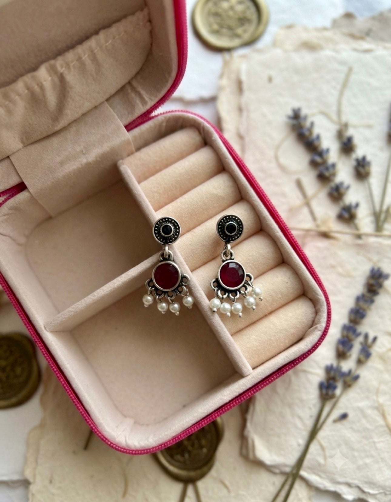 Sona Earrings