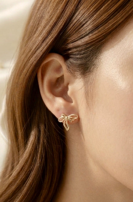 Sweet tie Bow Studs