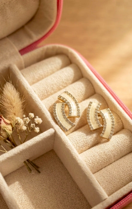 Lavi Earrings
