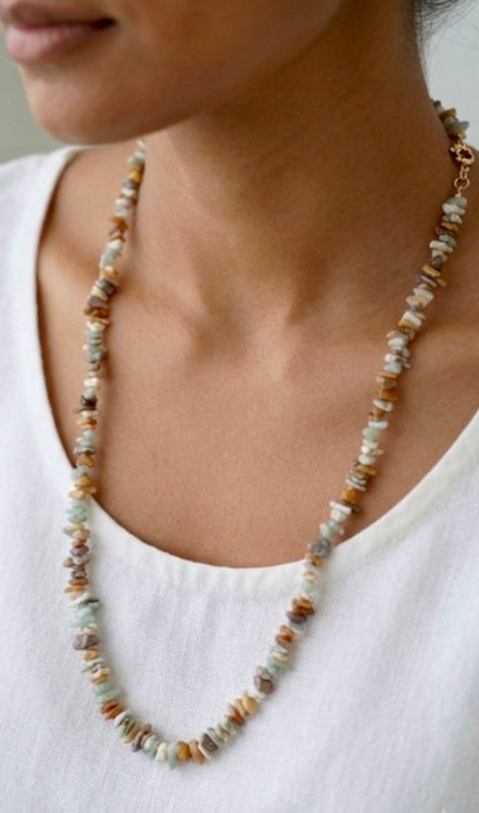 Gemstone chips Long Necklace