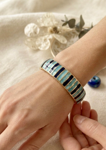 Oceanic Ribbon Enamel Openable Bangle