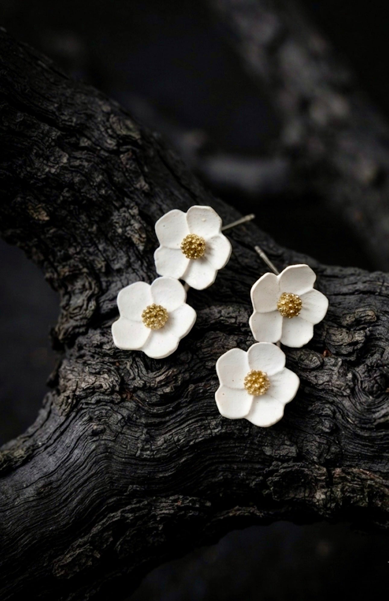 Matte White Floral Blossom Drop