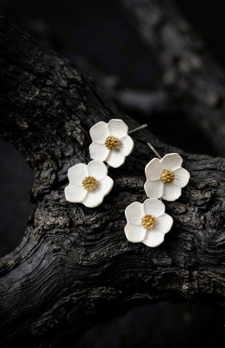Matte White Floral Blossom Drop
