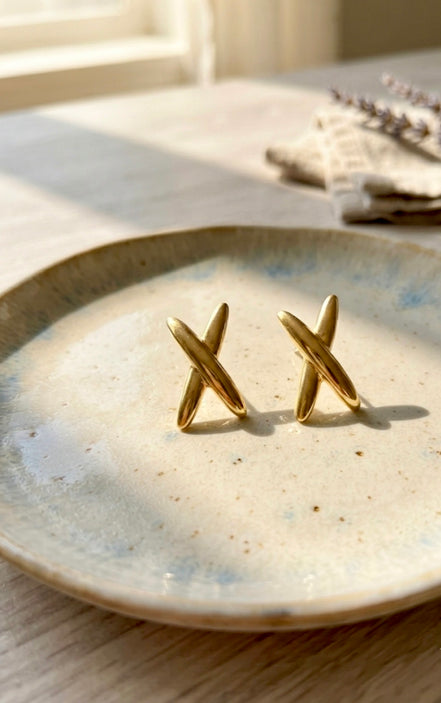 Golden Criss-Cross X-Shaped Stud