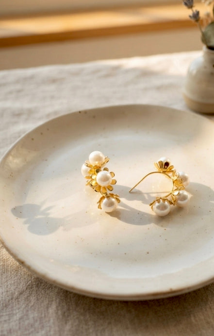 Pearl C-Shaped Hoop