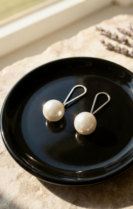 Capsule pearl Earrings