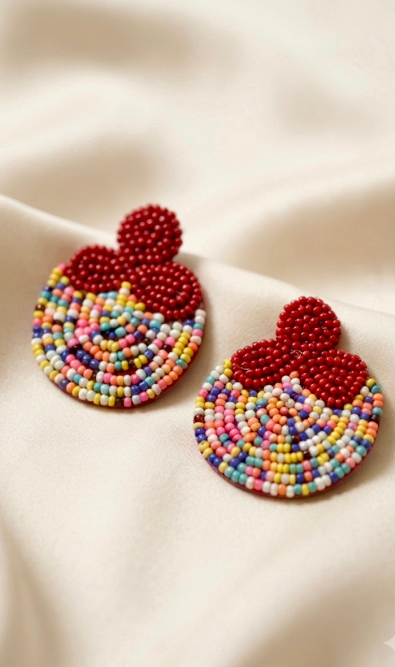 Multicolor Seed Bead Bow