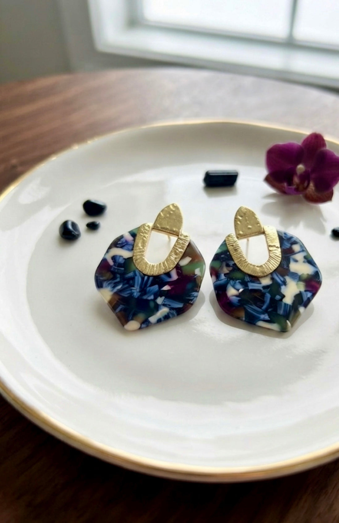 Retro Resin Earrings