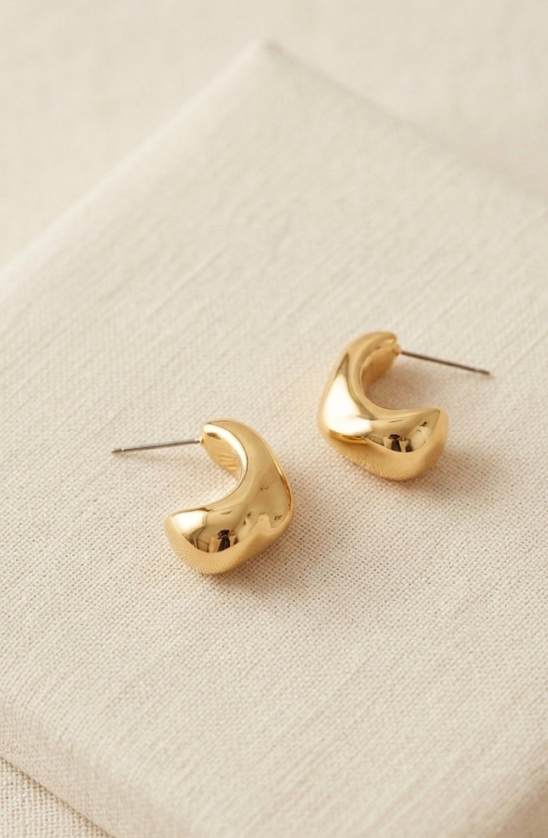 Golden Ocean Drop Earring