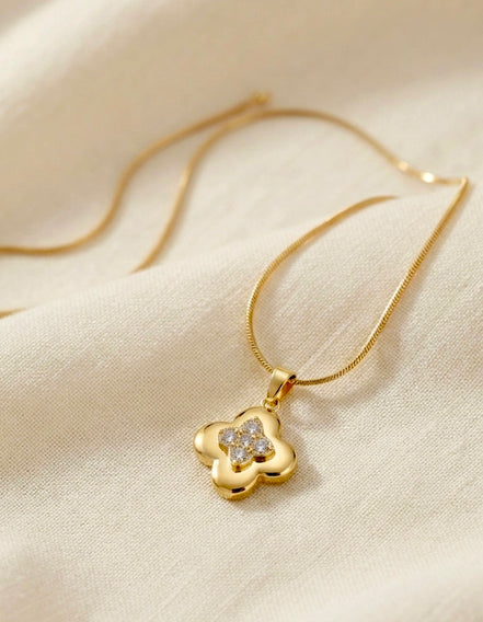 Flower Shaped AD Studded Pendant With Chain
