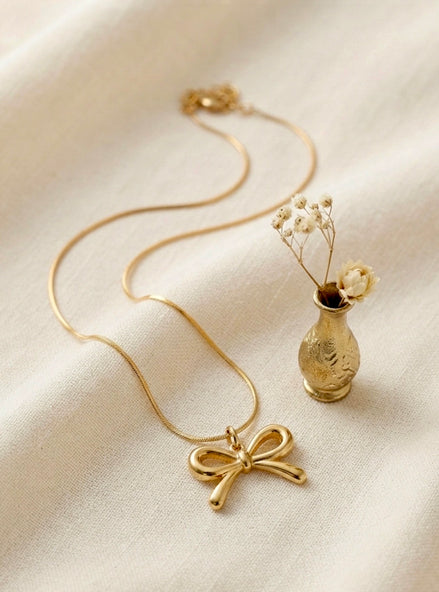 Bow Pendant Chain